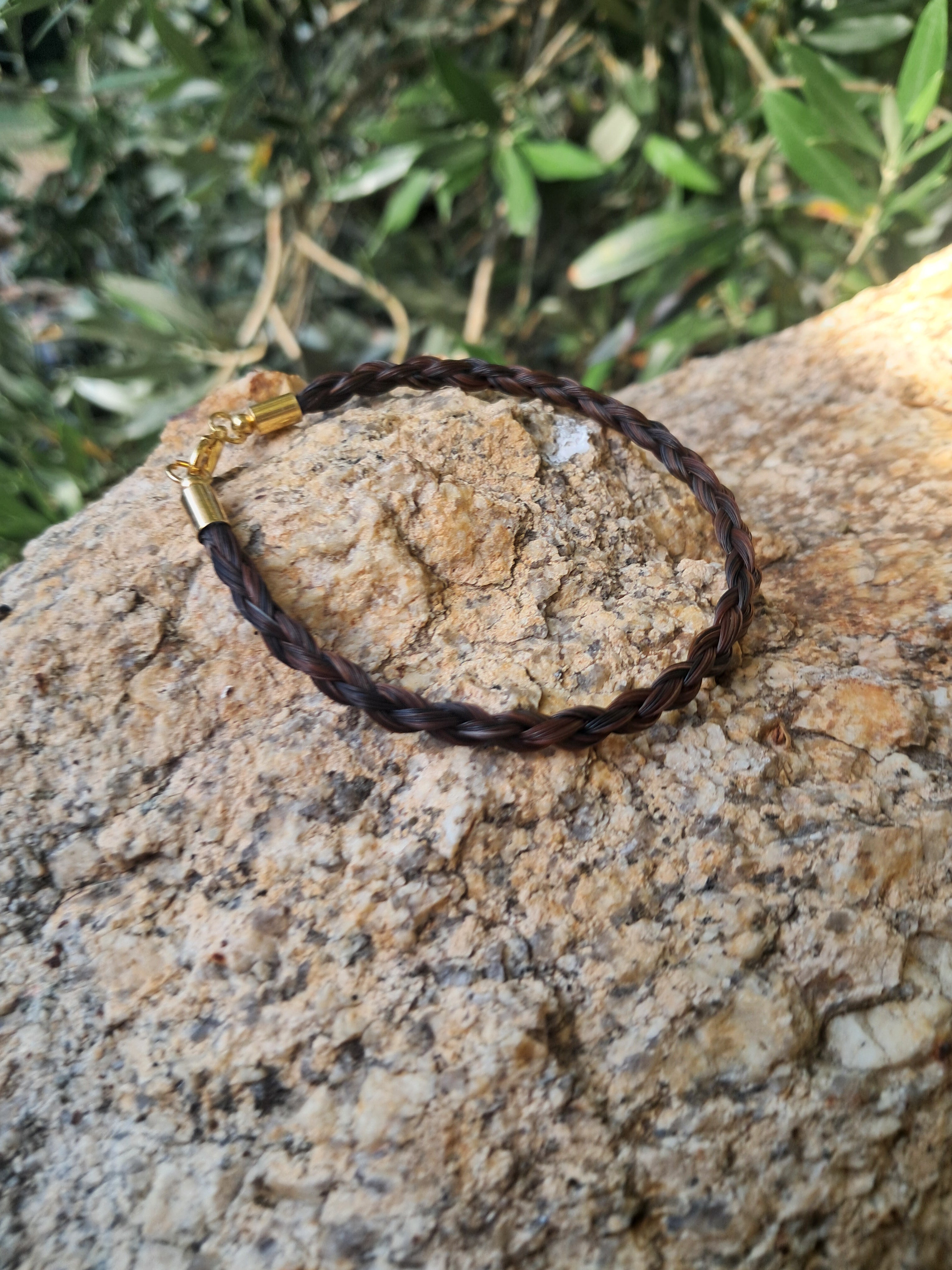 « LA TRESSE RONDE » – Bracelet en crins de cheval