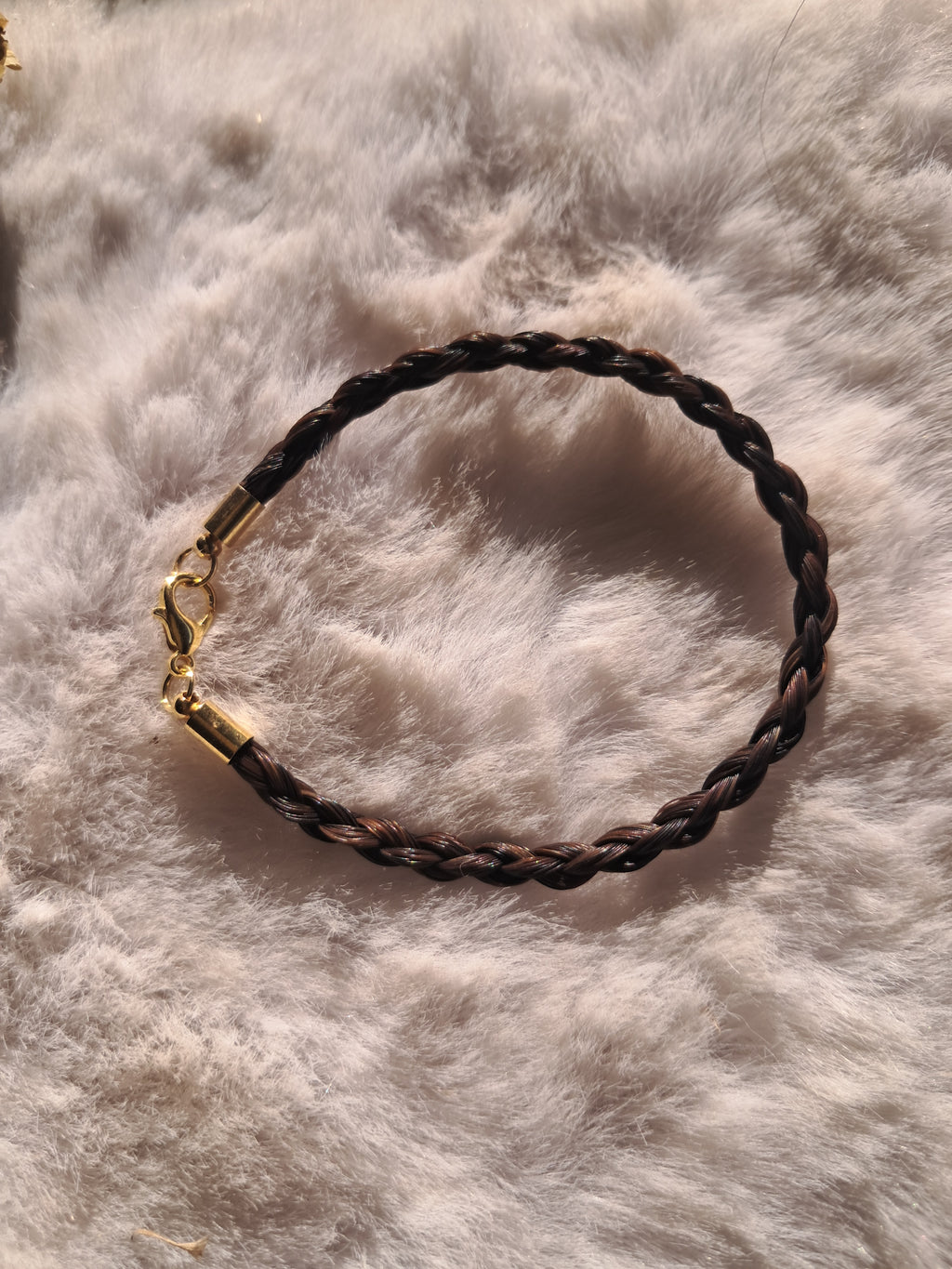 « LA TRESSE RONDE » – Bracelet en crins de cheval